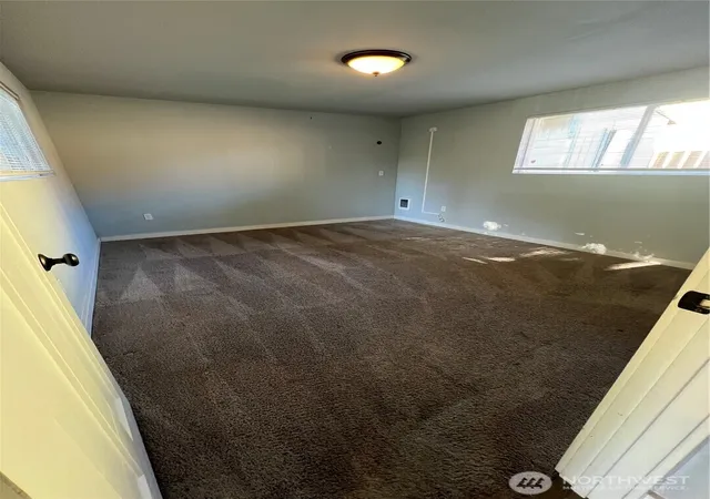 Photo 4 of Single family home for sale at 414 Chambers St NE, Olympia, WA 98506 | MLS# NWM2569985 | Listing updated on 2026-10-01