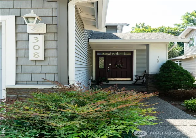 Photo 2 of Townhouse for sale at 308 196th Place Sw #102, Lynnwood, WA 98036 | MLS# NWM2569990 | Listing updated on 2026-10-01