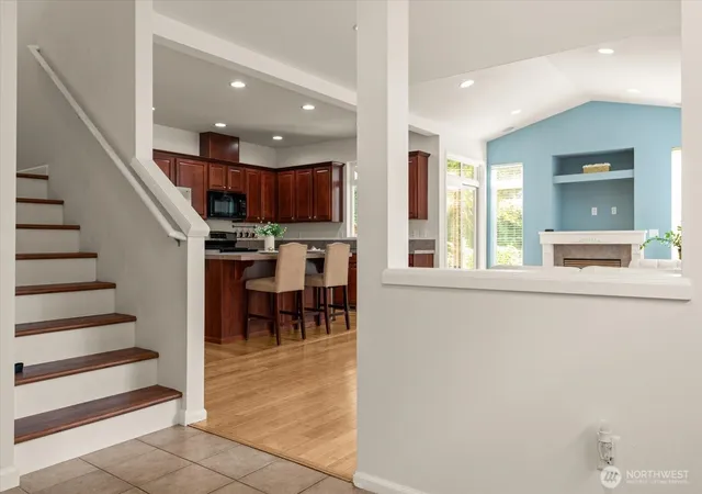 Photo 4 of Townhouse for sale at 308 196th Place SW #102, Lynnwood, WA 98036 | MLS# NWM2569990 | Listing updated on 2026-10-01