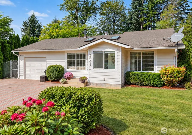 Photo 3 of Sale Pending at 25503 151st Pl Se, Covington, WA 98042 | MLS# NWM2569993 | Listing updated on 2026-09-25