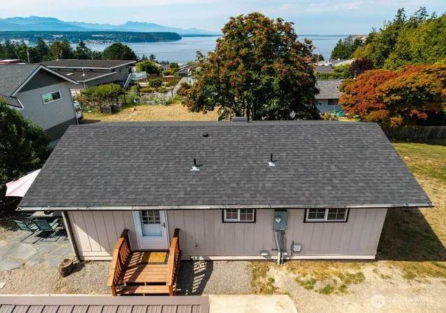 Photo 3 of Single family home for sale at 200 N Rhododendron Dr, Port Townsend, WA 98368 | MLS# NWM2570008 | Listing updated on 2026-09-25