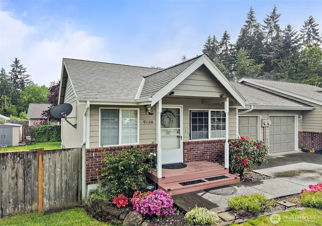Photo 2 of Multi family home for sale at 916 40th Avenue Sw, Puyallup, WA 98373 | MLS# NWM2570051 | Listing updated on 2026-09-30
