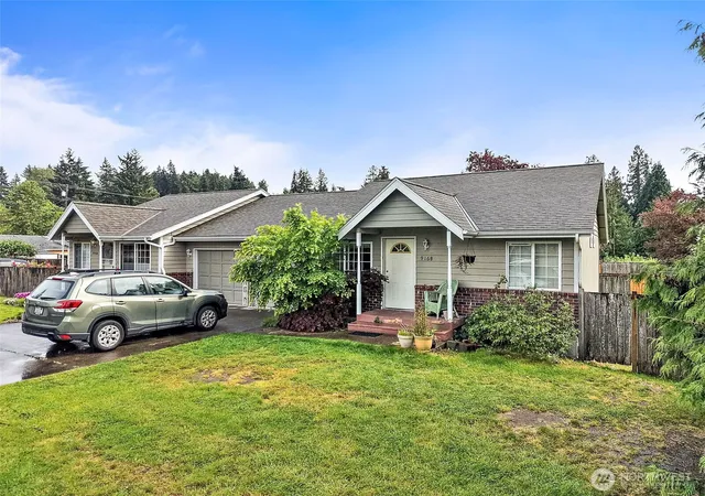 Photo 3 of Multi family home for sale at 916 40th Avenue Sw, Puyallup, WA 98373 | MLS# NWM2570051 | Listing updated on 2026-09-30