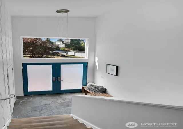 Photo 2 of Single family home for sale at 810 S 301st Pl, Federal Way, WA 98003 | MLS# NWM2570055 | Listing updated on 2026-09-30