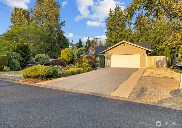 Photo 1 of Single family home for sale at 15205 103rd Avenue Ct E, Puyallup, WA 98374 | MLS# NWM2570070 | Listing updated on 2026-09-22