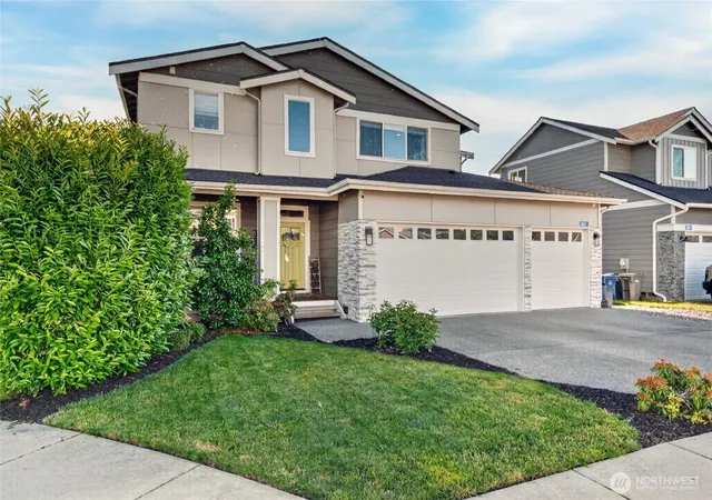 Photo 2 of Sale Pending at 843 Katelyn Ct, Burlington, WA 98233 | MLS# NWM2570078 | Listing updated on 2026-09-28