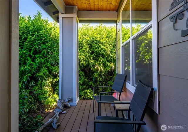 Photo 3 of Sale Pending at 843 Katelyn Ct, Burlington, WA 98233 | MLS# NWM2570078 | Listing updated on 2026-09-28