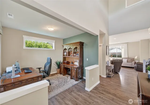 Photo 4 of Sale Pending at 843 Katelyn Ct, Burlington, WA 98233 | MLS# NWM2570078 | Listing updated on 2026-09-28