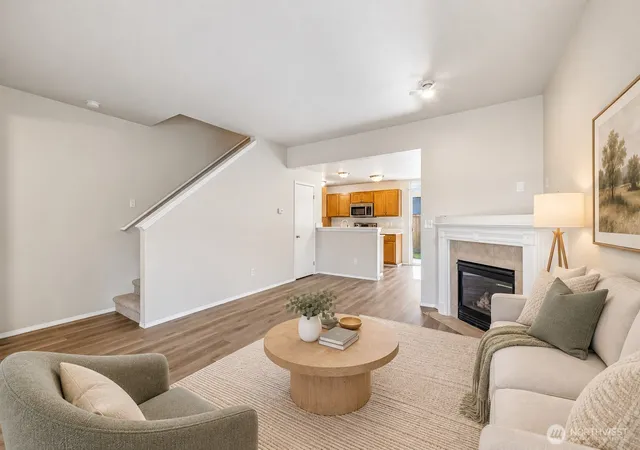 Photo 4 of Single family home for sale at 11522 7th Avenue Ct E, Tacoma, WA 98445 | MLS# NWM2570085 | Listing updated on 2026-09-24