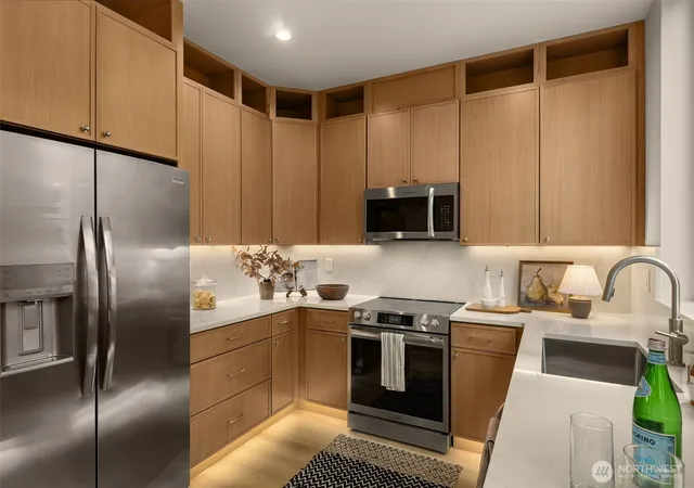 Photo 1 of Townhouse for sale at 10331 Ashworth Ave N, Seattle, WA 98133 | MLS# NWM2570092 | Listing updated on 2026-09-25