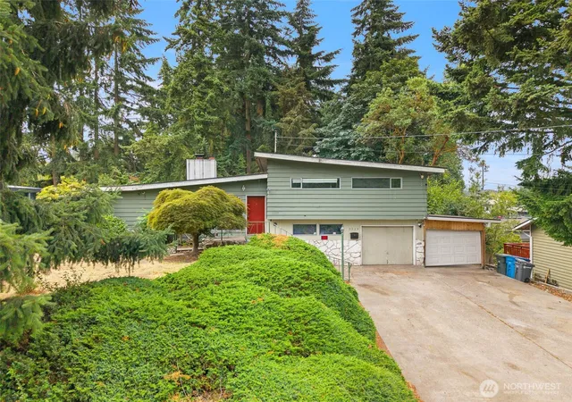 Photo 1 of Single family home for sale at 3219 S 166th Street, Sea Tac, WA 98188 | MLS# NWM2570093 | Listing updated on 2026-09-23