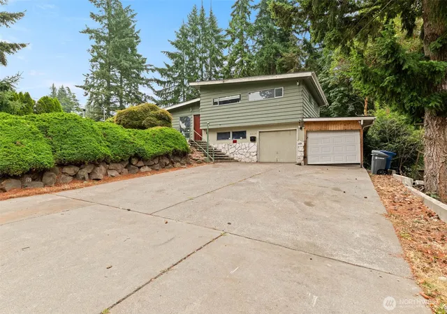 Photo 3 of Single family home for sale at 3219 S 166th Street, Sea Tac, WA 98188 | MLS# NWM2570093 | Listing updated on 2026-09-23