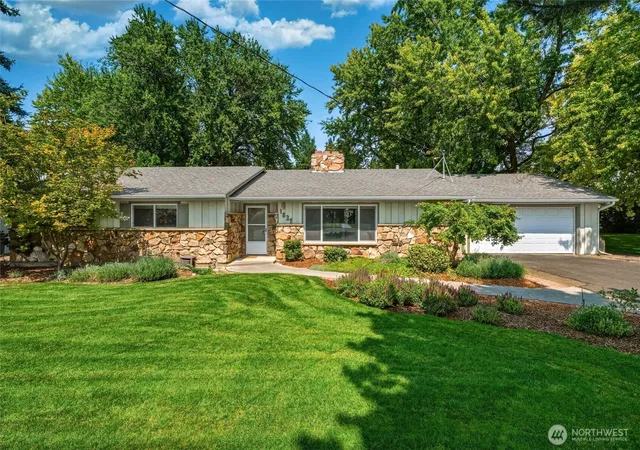Photo 1 of Single family home for sale at 1837 Pike Pl, Walla Walla, WA 99362 | MLS# NWM2570117 | Listing updated on 2026-09-23