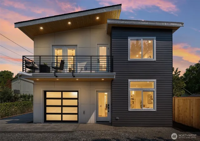 Photo 1 of Single family home for sale at 9251 Palatine Ave N #C, Seattle, WA 98103 | MLS# NWM2570124 | Listing updated on 2026-09-30