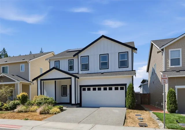 Photo 2 of Sale Pending at 4384 Acacia Ln Se, Port Orchard, WA 98366 | MLS# NWM2570144 | Listing updated on 2026-09-25
