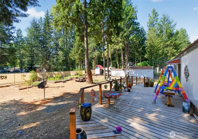 Photo 4 of Manufactured home for sale at 221 Ermine Loop, Cle Elum, WA 98922 | MLS# NWM2570154 | Listing updated on 2026-09-23
