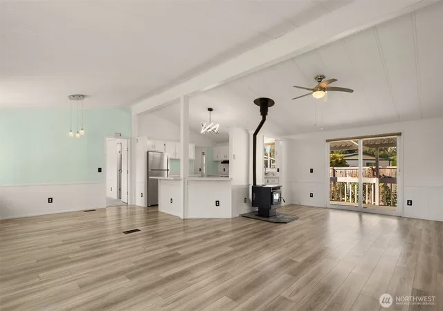 Photo 3 of Manufactured home for sale at 2228 Anadoll Ave, Enumclaw, WA 98022 | MLS# NWM2570157 | Listing updated on 2026-09-26