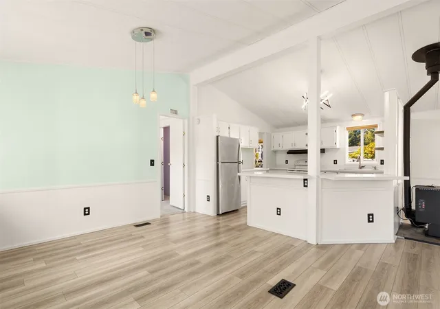 Photo 4 of Manufactured home for sale at 2228 Anadoll Ave, Enumclaw, WA 98022 | MLS# NWM2570157 | Listing updated on 2026-09-26