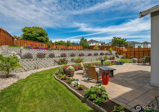 Photo 3 of Single family home for sale at 5436 Lonicera Dr, Blaine, WA 98230 | MLS# NWM2570161 | Listing updated on 2026-09-23