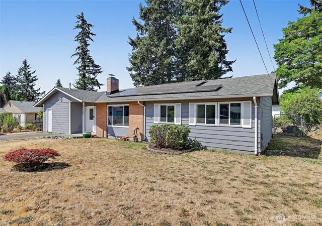 Photo 2 of Single family home for sale at 29425 34th Ave S, Auburn, WA 98001 | MLS# NWM2570169 | Listing updated on 2026-09-24