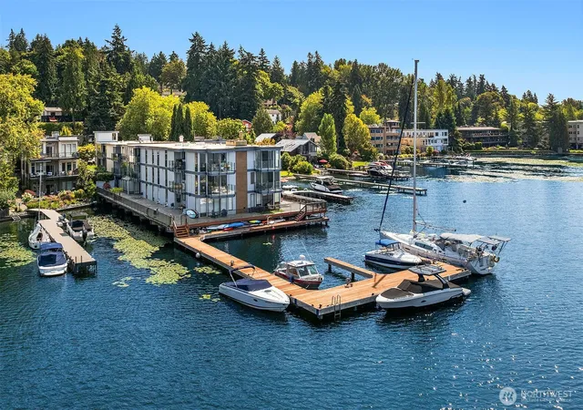 Photo 1 of Condo for sale at 4561 Lake Washington Blvd Ne #306, Kirkland, WA 98033 | MLS# NWM2570175 | Listing updated on 2026-10-15