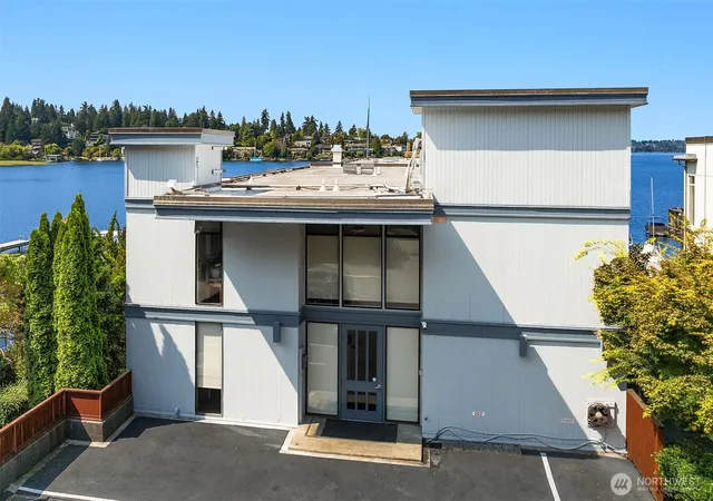 Photo 3 of Condo for sale at 4561 Lake Washington Blvd Ne #306, Kirkland, WA 98033 | MLS# NWM2570175 | Listing updated on 2026-09-23