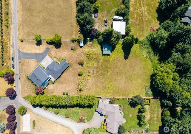 Photo 3 of Sale Pending at 3705 Eagle Lake Ln NE, Olympia, WA 98506 | MLS# NWM2570176 | Listing updated on 2026-09-25