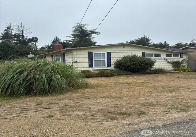 Photo 3 of Single family home for sale at 1111 272nd Place, Ocean Park, WA 98640 | MLS# NWM2570177 | Listing updated on 2026-09-23