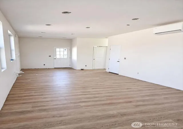 Photo 3 of Single family home for sale at 786 Mccauley Ave, Buckley, WA 98321 | MLS# NWM2570179 | Listing updated on 2026-09-23