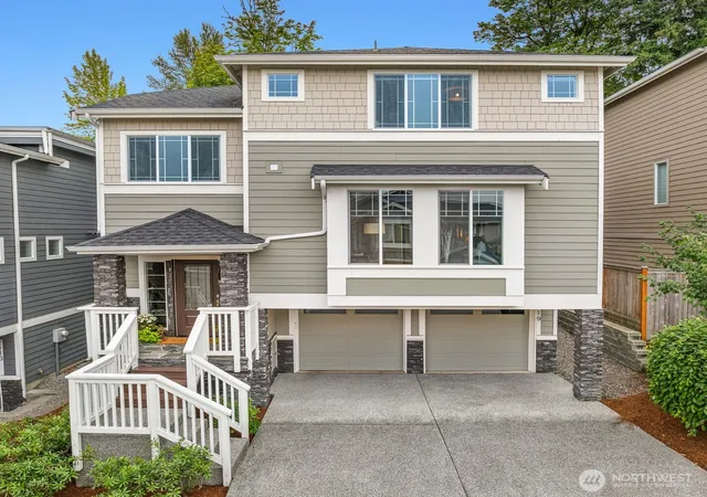 Photo 2 of Single family home for sale at 2119 Nw Lynx Loop, Issaquah, WA 98027 | MLS# NWM2570183 | Listing updated on 2026-09-18