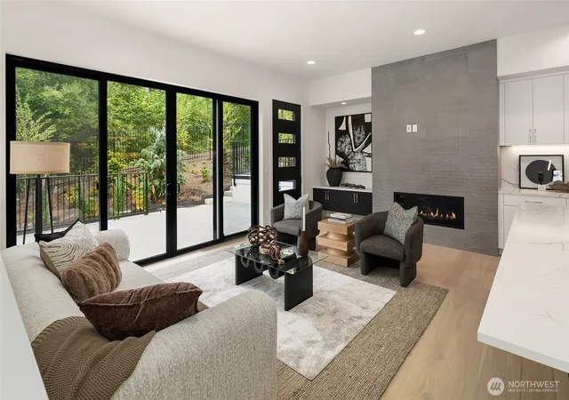 Photo 3 of Townhouse for sale at 278 118th Avenue Se, Bellevue, WA 98005 | MLS# NWM2570194 | Listing updated on 2026-10-20