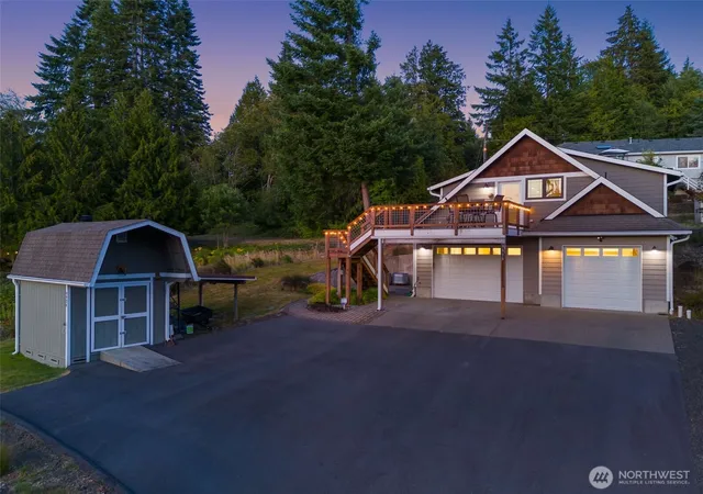 Photo 3 of Single family home for sale at 9936 9941 Mariner Dr NW, Olympia, WA 98502 | MLS# NWM2570201 | Listing updated on 2026-09-23