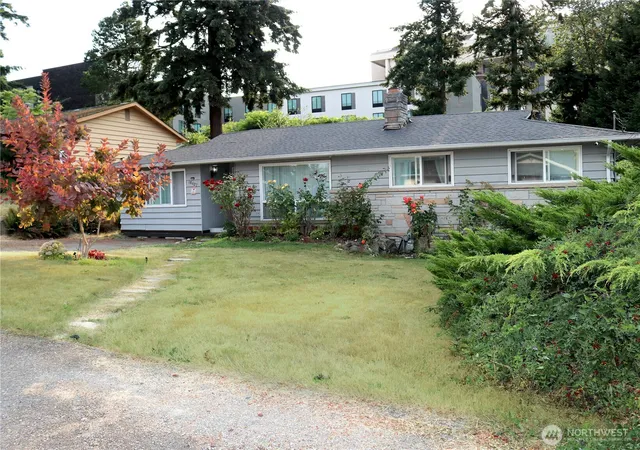 Photo 1 of Single family home for sale at 18627 32nd Avenue S, Sea Tac, WA 98188 | MLS# NWM2570204 | Listing updated on 2026-09-28