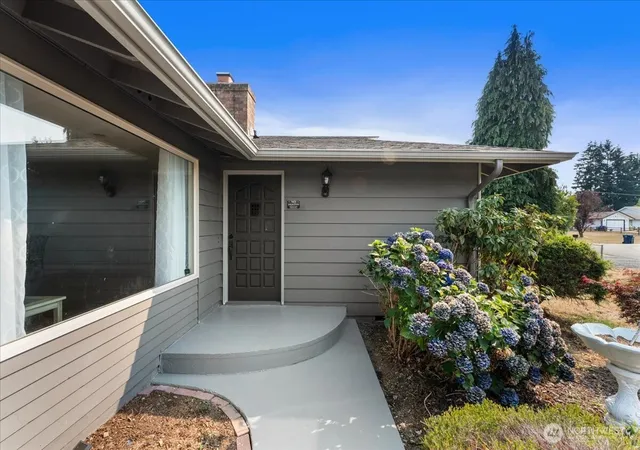 Photo 2 of Single family home for sale at 29014 111th Avenue Se, Auburn, WA 98092 | MLS# NWM2570221 | Listing updated on 2026-09-23