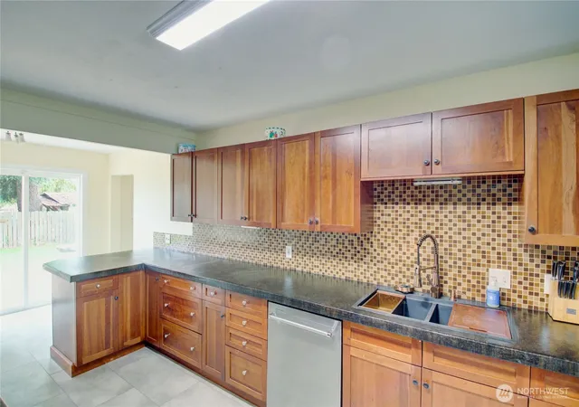 Photo 3 of Single family home for sale at 18011 Mclean Rd, Mount Vernon, WA 98273 | MLS# NWM2570222 | Listing updated on 2026-09-23