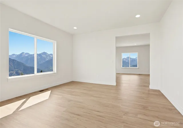 Photo 3 of Single family home for sale at 1923 N Mineral Pl, East Wenatchee, WA 98802 | MLS# NWM2570225 | Listing updated on 2026-09-23