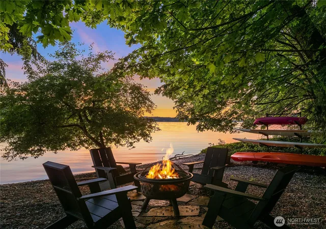 Photo 1 of Single family home for sale at 7733 Hansen Rd Ne, Bainbridge Island, WA 98110 | MLS# NWM2570229 | Listing updated on 2026-10-05