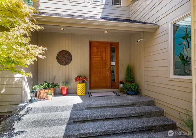 Photo 2 of Single family home for sale at 33 Twinsview Ct, Port Ludlow, WA 98365 | MLS# NWM2570230 | Listing updated on 2026-09-30