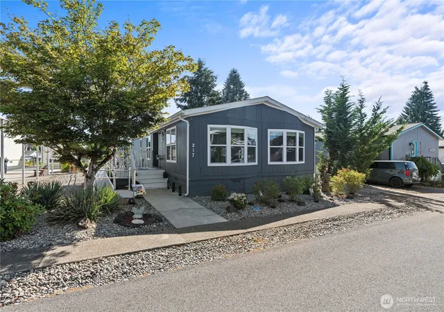 Photo 1 of Manufactured home for sale at 1111 Archwood Dr Sw #217, Olympia, WA 98502 | MLS# NWM2570242 | Listing updated on 2026-09-23