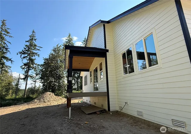 Photo 3 of Single family home for sale at 15114 295th Street E, Graham, WA 98338 | MLS# NWM2570246 | Listing updated on 2026-09-23