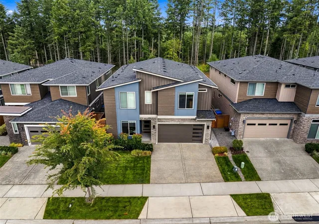 Photo 2 of Single family home for sale at 20013 145th Street E, Bonney Lake, WA 98391 | MLS# NWM2570247 | Listing updated on 2026-10-01
