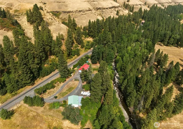 Photo 3 of Single family home for sale at 551 S Touchet Rd, Dayton, WA 99328 | MLS# NWM2570253 | Listing updated on 2026-10-02