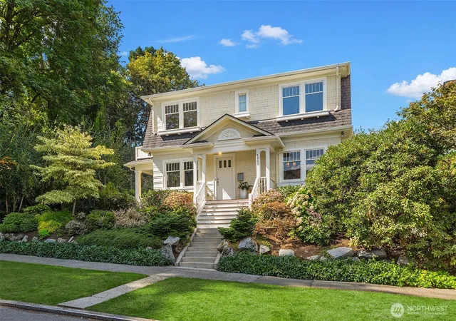 Photo 3 of Sale Pending at 1803 36th Avenue, Seattle, WA 98122 | MLS# NWM2570260 | Listing updated on 2026-09-22