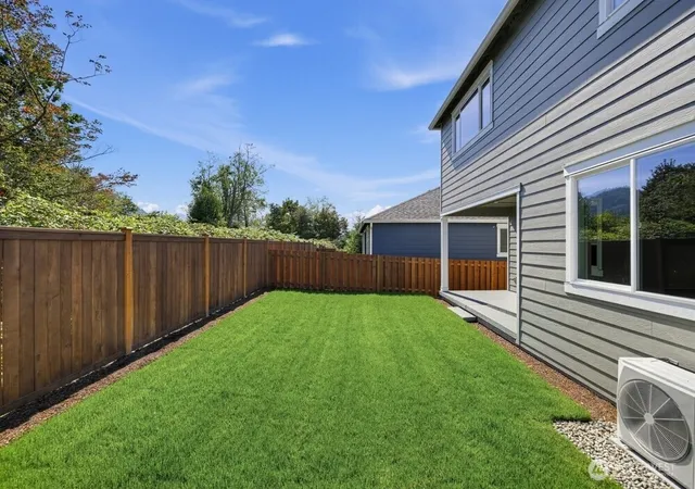 Photo 3 of Single family home for sale at 615 Barquist Ln N, Enumclaw, WA 98022 | MLS# NWM2570268 | Listing updated on 2026-10-02