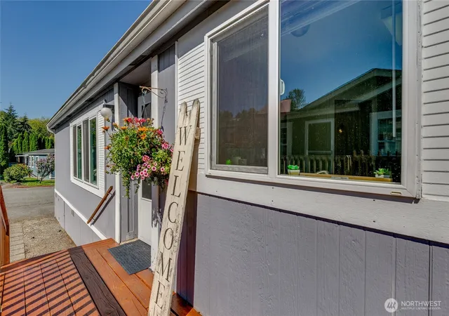 Photo 3 of Manufactured home for sale at 20227 80th Avenue Ne #68, Arlington, WA 98223 | MLS# NWM2570275 | Listing updated on 2026-09-23