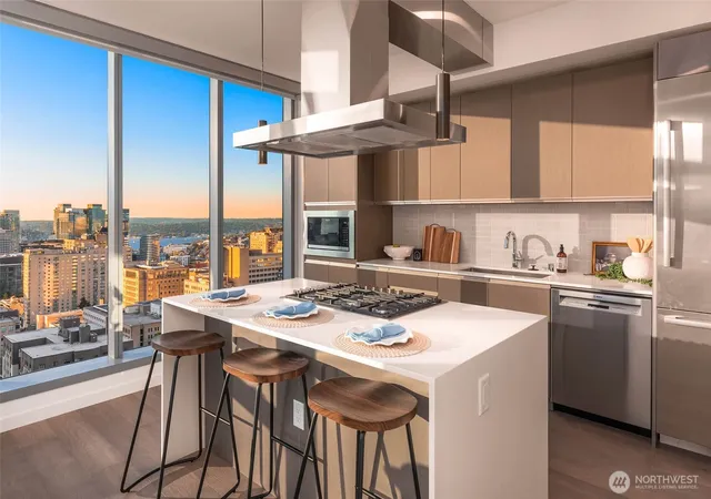Photo 4 of Condo for sale at 800 Columbia St #3201, Seattle, WA 98104 | MLS# NWM2570305 | Listing updated on 2026-09-25