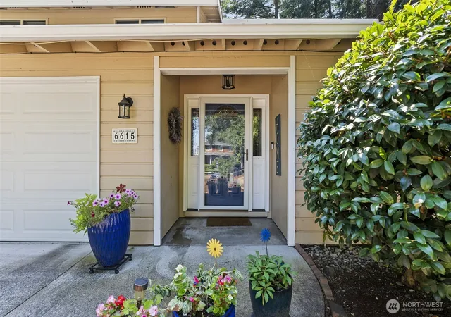 Photo 2 of Single family home for sale at 6615 Sierra Ct Se, Lacey, WA 98503 | MLS# NWM2570308 | Listing updated on 2026-09-30