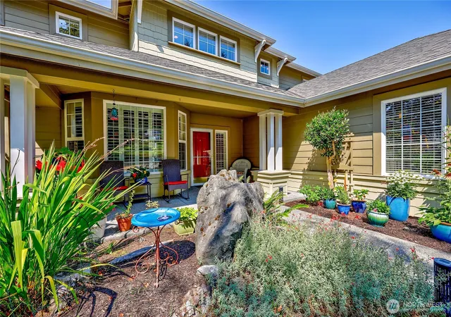 Photo 2 of Single family home for sale at 79 Clear View Pl, Port Ludlow, WA 98365 | MLS# NWM2570309 | Listing updated on 2026-09-23