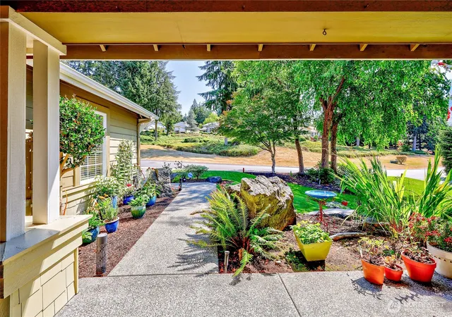 Photo 3 of Single family home for sale at 79 Clear View Pl, Port Ludlow, WA 98365 | MLS# NWM2570309 | Listing updated on 2026-09-23
