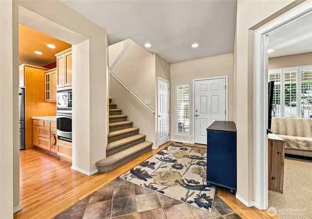 Photo 4 of Single family home for sale at 79 Clear View Pl, Port Ludlow, WA 98365 | MLS# NWM2570309 | Listing updated on 2026-09-23